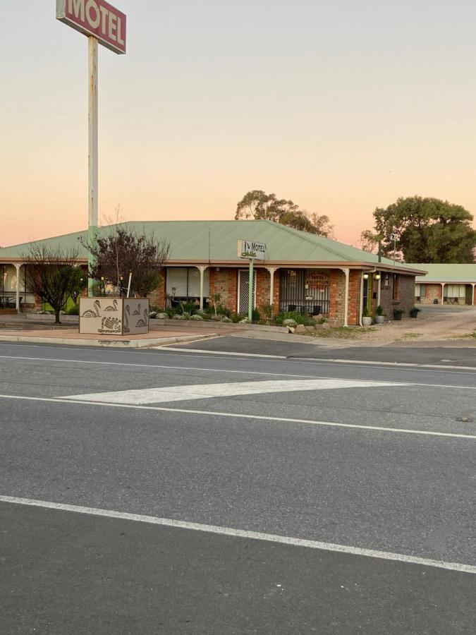 Lake Albert Motel Meningie Exterior foto